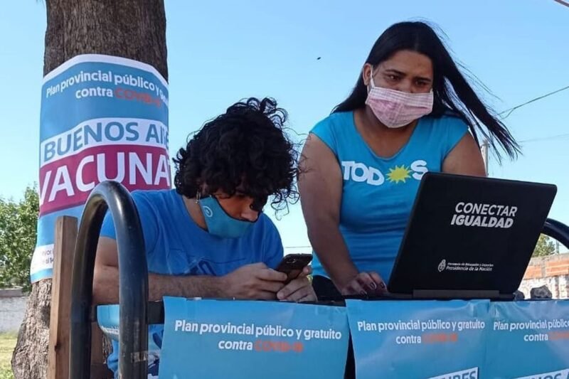 Convocan a menores de 40 años a inscribirse en el plan de vacunación