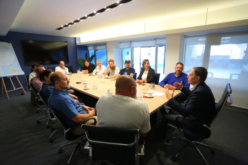 Fernando Gray estuvo junto a la Federación gastronómica bonaerense