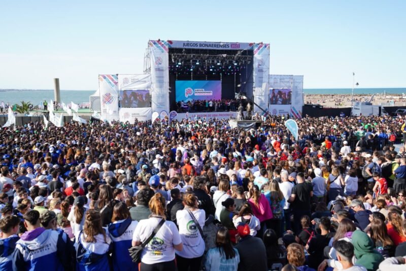 Con más de 30.000 participantes, Kicillof inauguró las finales de los Juegos Bonaerenses 2025 en Mar del Plata