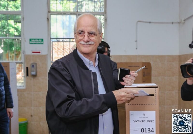 Jorge Taiana votó y se mostró confiado: “Esperamos una buena participación, hay mucho optimismo”
