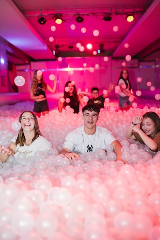 LOVE UP! superó los 20 mil visitantes en su primer mes y se consagra como el gran éxito del verano en Mar del Plata