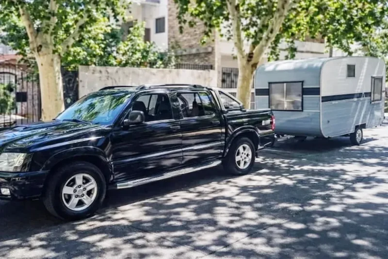 Mar del Plata: robaron una camioneta con casa rodante y dejaron dos niños abandonados en la ruta 226
