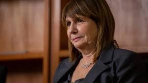 Patricia Bullrich visitó Mar del Plata en busca de apoyo para la reforma laboral