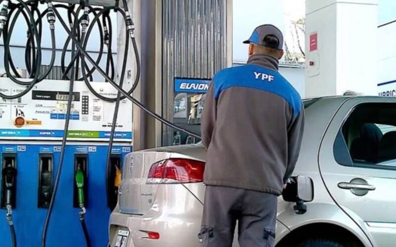 ¿Subirá la nafta por la guerra contra Irán?