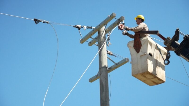 Edea fortaleció la red eléctrica en el Marquesado