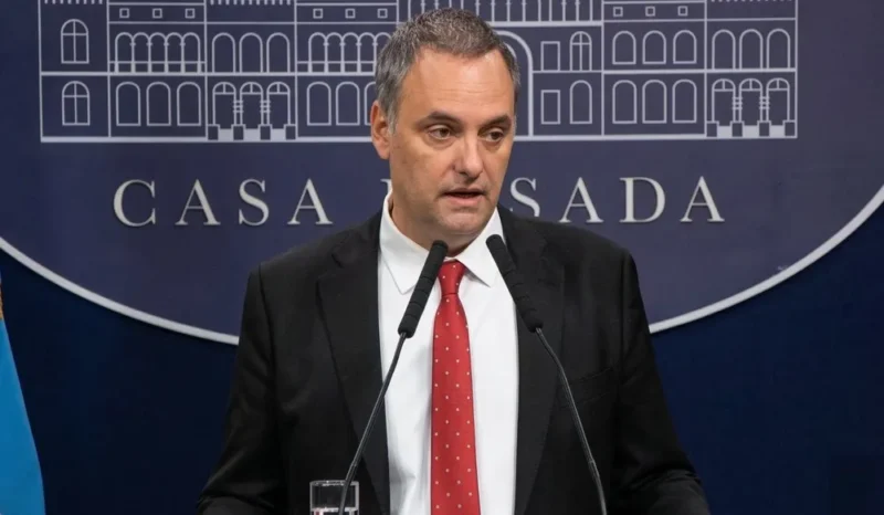 Manuel Adorni evitó dar detalles de su patrimonio y aclaró: “No tengo nada que esconder”