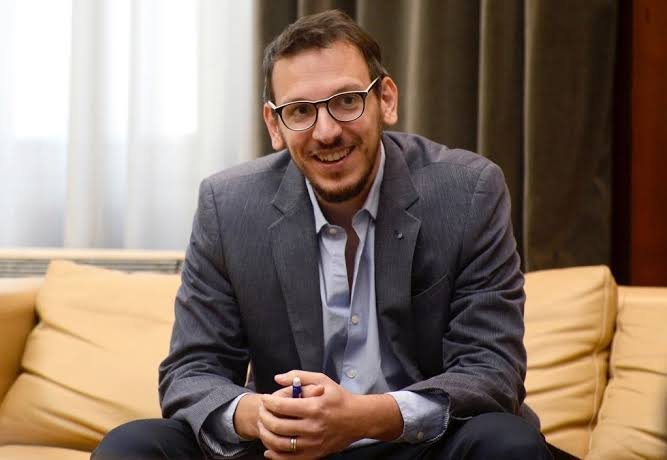 Juan Cuattromo: “Hay que explicarle a los chicos qué es la plata”