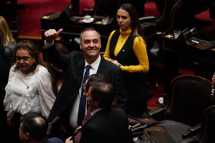 Adorni : “No cometí ningún delito y no voy a renunciar”