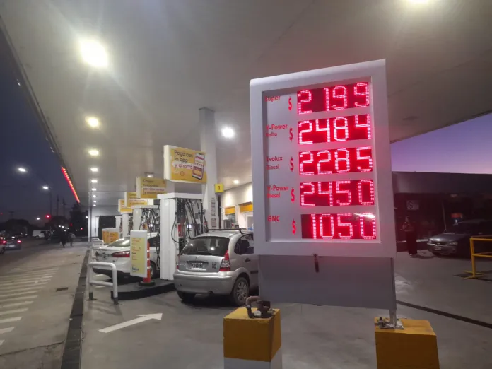 Fuerte suba del GNC: el metro cúbico superó la barrera de los 1.000 pesos en los surtidores
