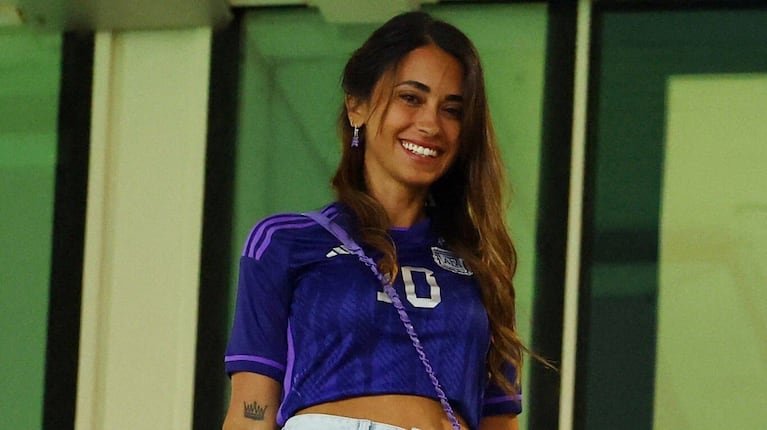 Antonela Roccuzzo y una cábala que se repite: las veces que eligió la camiseta suplente en los Mundiales