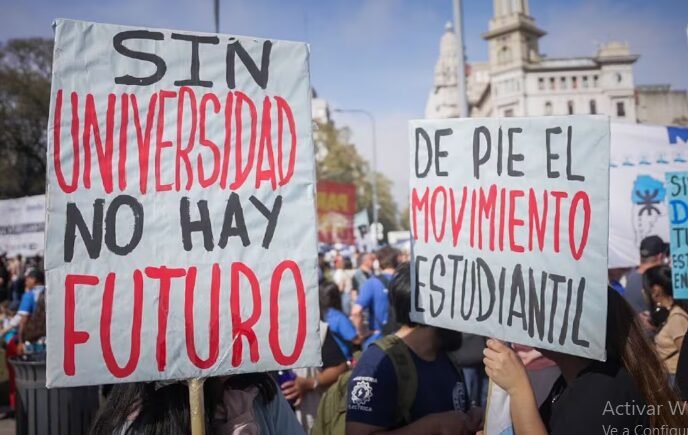 Los docentes se adhieren al paro en la Universidad Nacional de Mar del Plata