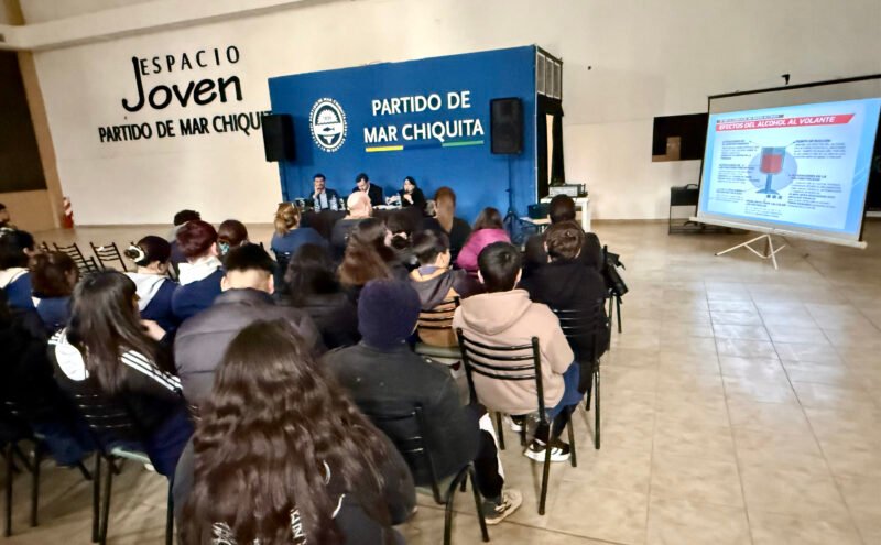 Jornada de concientización sobre seguridad vial en Coronel Vidal