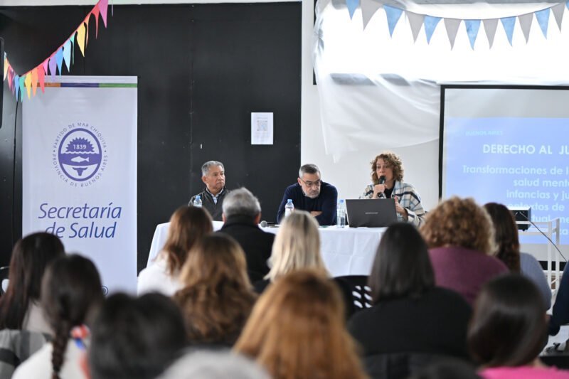 Salud mental y pantallas: Mar Chiquita tuvo una jornada de concientización sobre consumos digitales