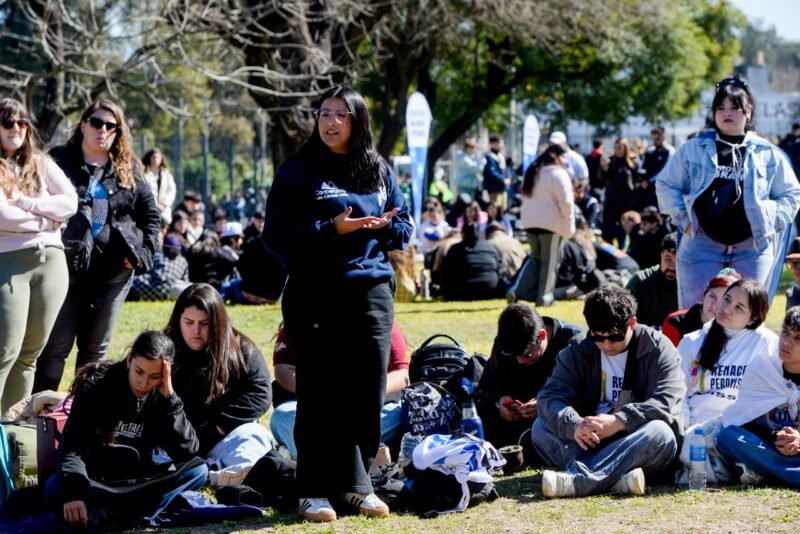 “Las pibas y los pibes tienen que ser los protagonistas que nos impulsen y nos muestren el norte hacia dónde ir”