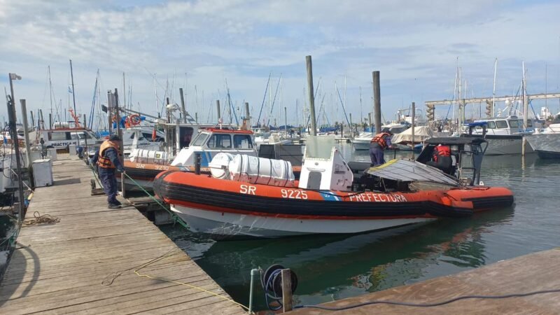 Mar del Plata: Prefectura asistió a un windsurfista que no podía volver a la costa por sus propios medios