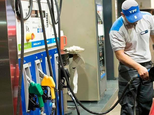 Por el frío, restringen el suministro de GNC en estaciones de servicio de Mar del Plata y La Plata