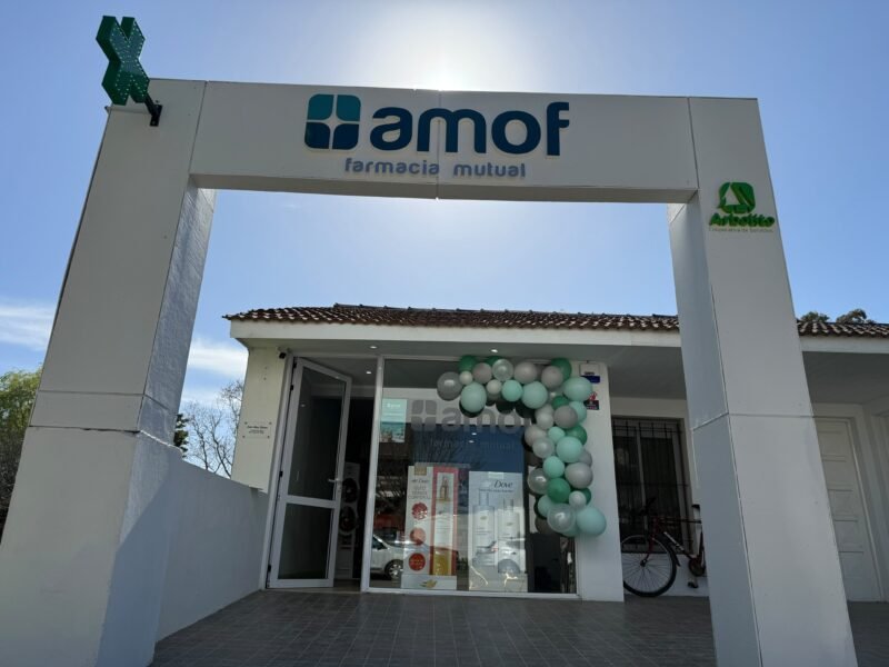 Farmacia AMOF abrió en Santa Clara de la mano de la Cooperativa Arbolito