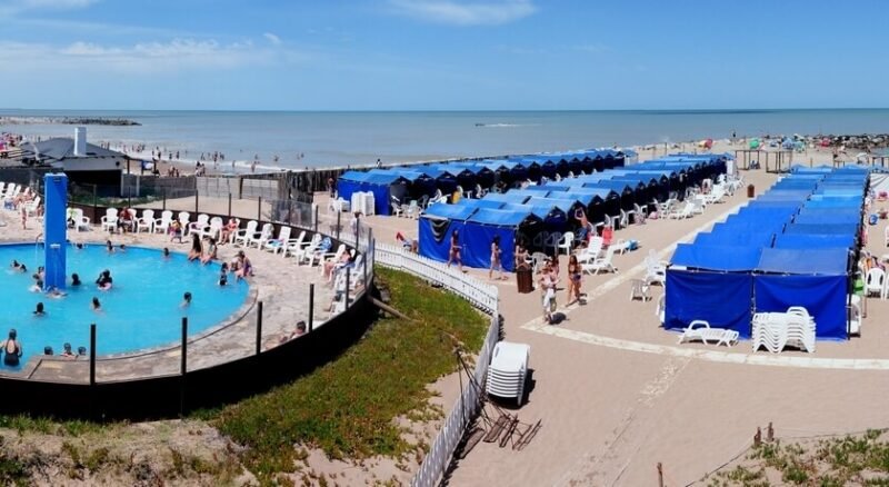 Verano 2027: la opción a 20 minutos de Mar del Plata para alquilar carpa y pagar en cuotas fijas